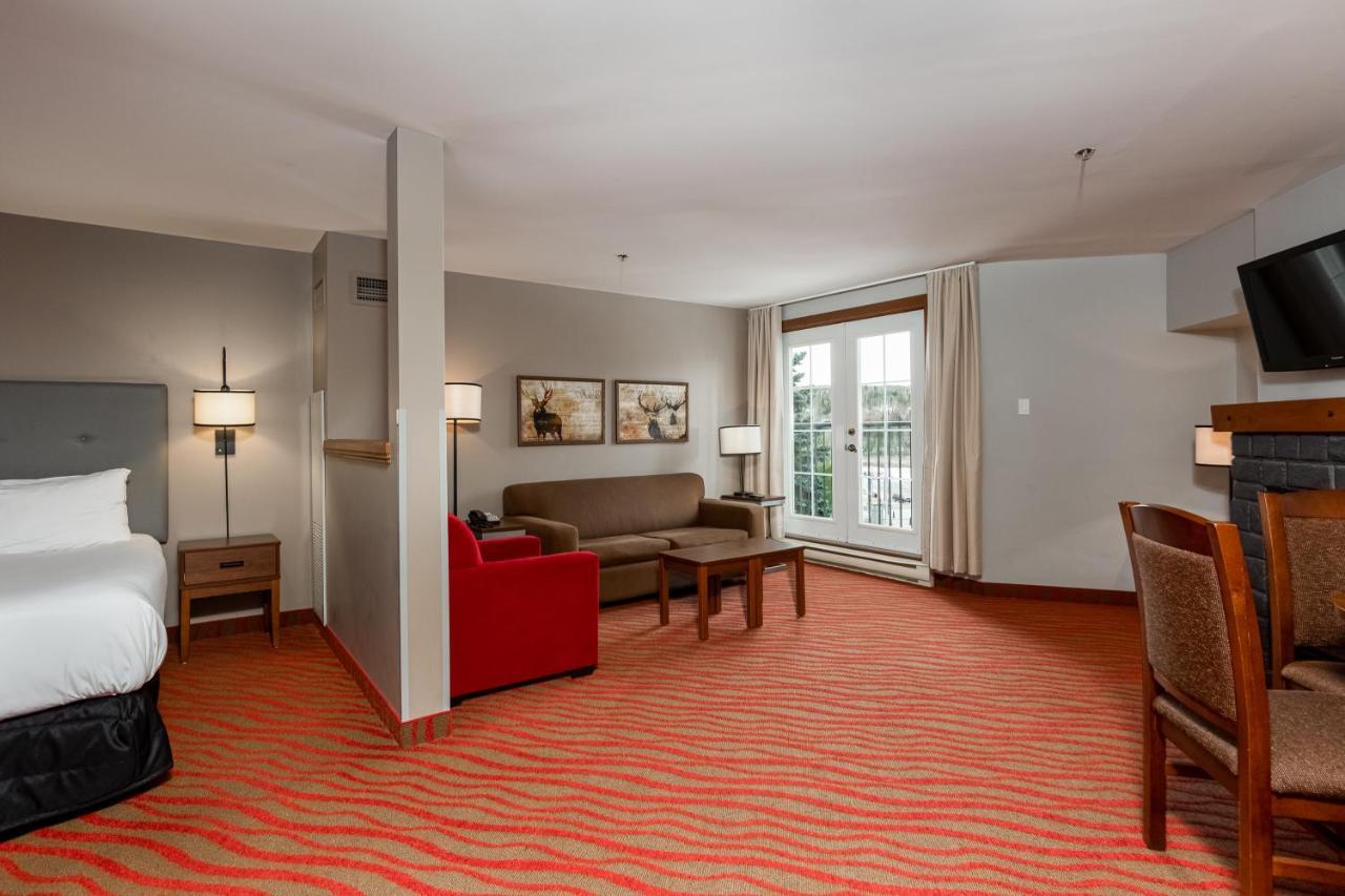 La Tour Des Voyageurs II Hotell Mont-Tremblant Eksteriør bilde