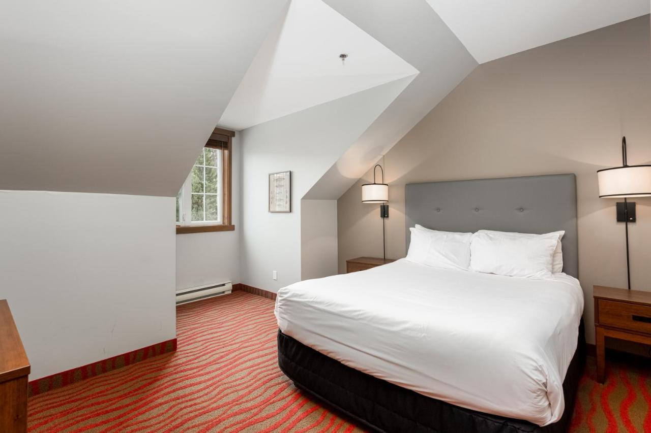 La Tour Des Voyageurs II Hotell Mont-Tremblant Eksteriør bilde