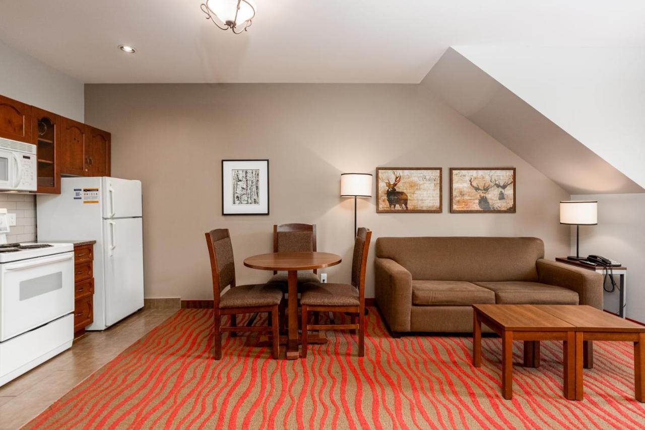 La Tour Des Voyageurs II Hotell Mont-Tremblant Eksteriør bilde
